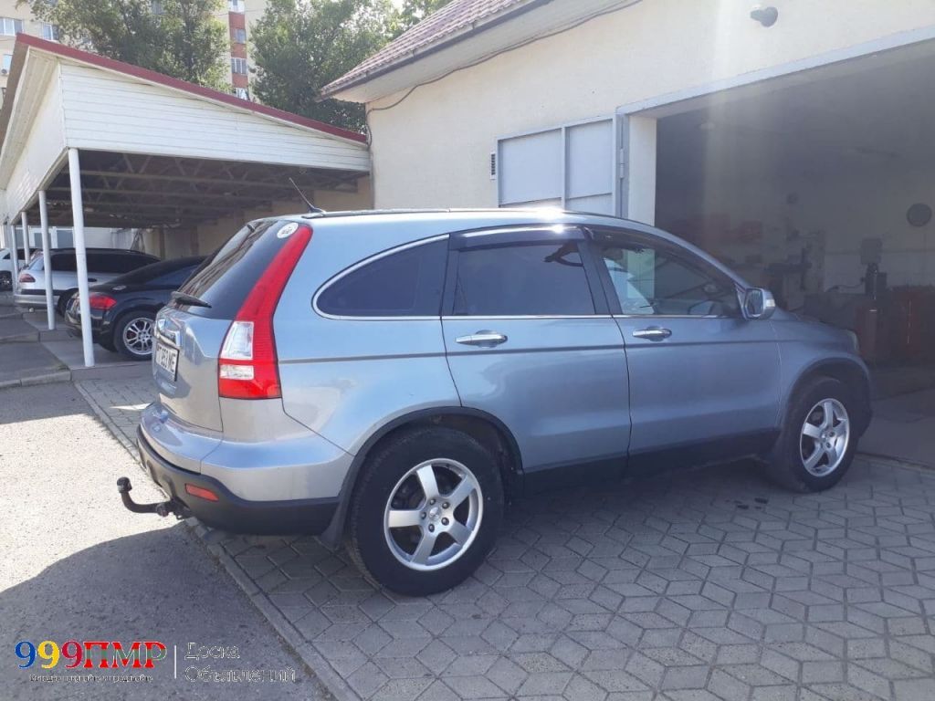 Продам автомобиль Honda CRV 2008 года с пробегом