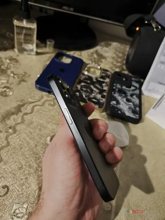 Продается iPhone 15 Pro 256gb - 700$ ﻿﻿